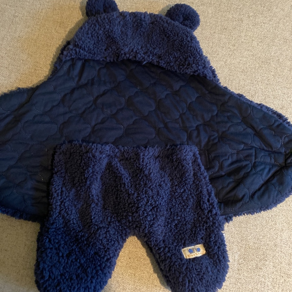 Fuzzy Swaddle - Picture 3 of 4